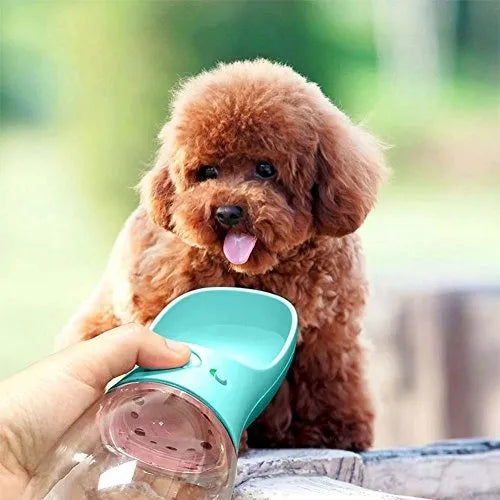 Aquapet Bebedero Portátil de Mascotas - con mascota